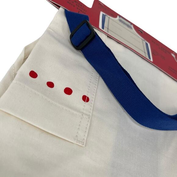 Blue Q Oven Mitt Most Likely to Microwave Colorful Triangle Print - Picture 6 of 7